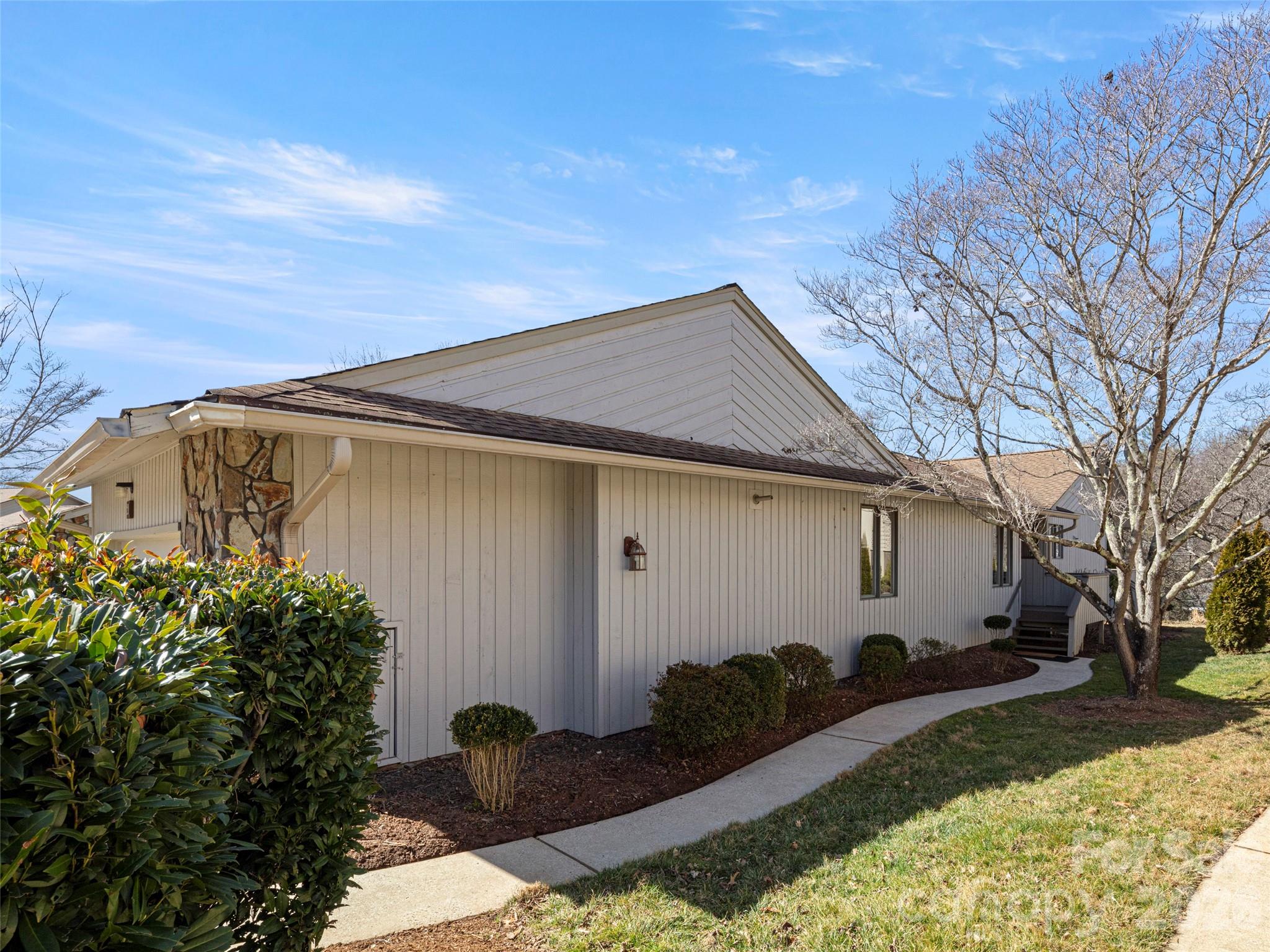 120 Deerlake Drive Asheville NC 28803