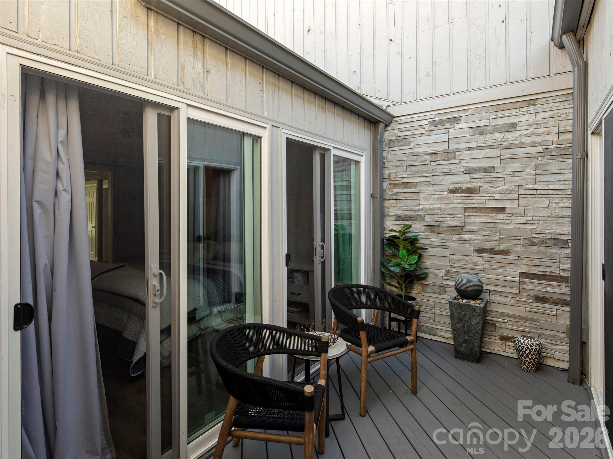 120 Deerlake Drive Asheville NC 28803