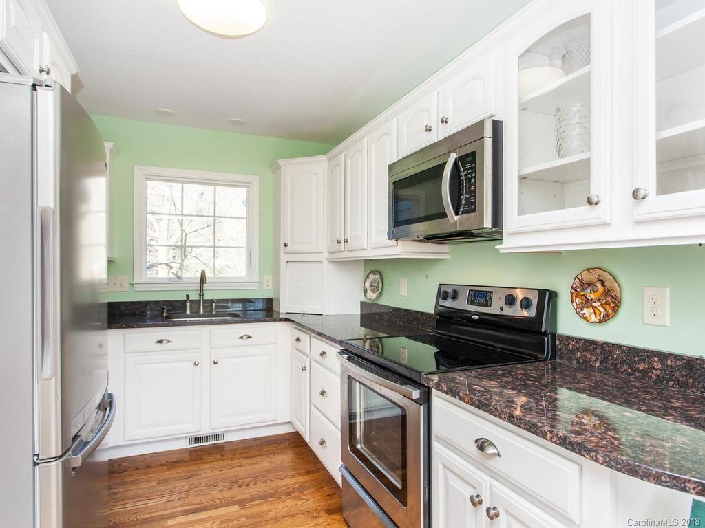19 Farthings Drive Arden NC 28704