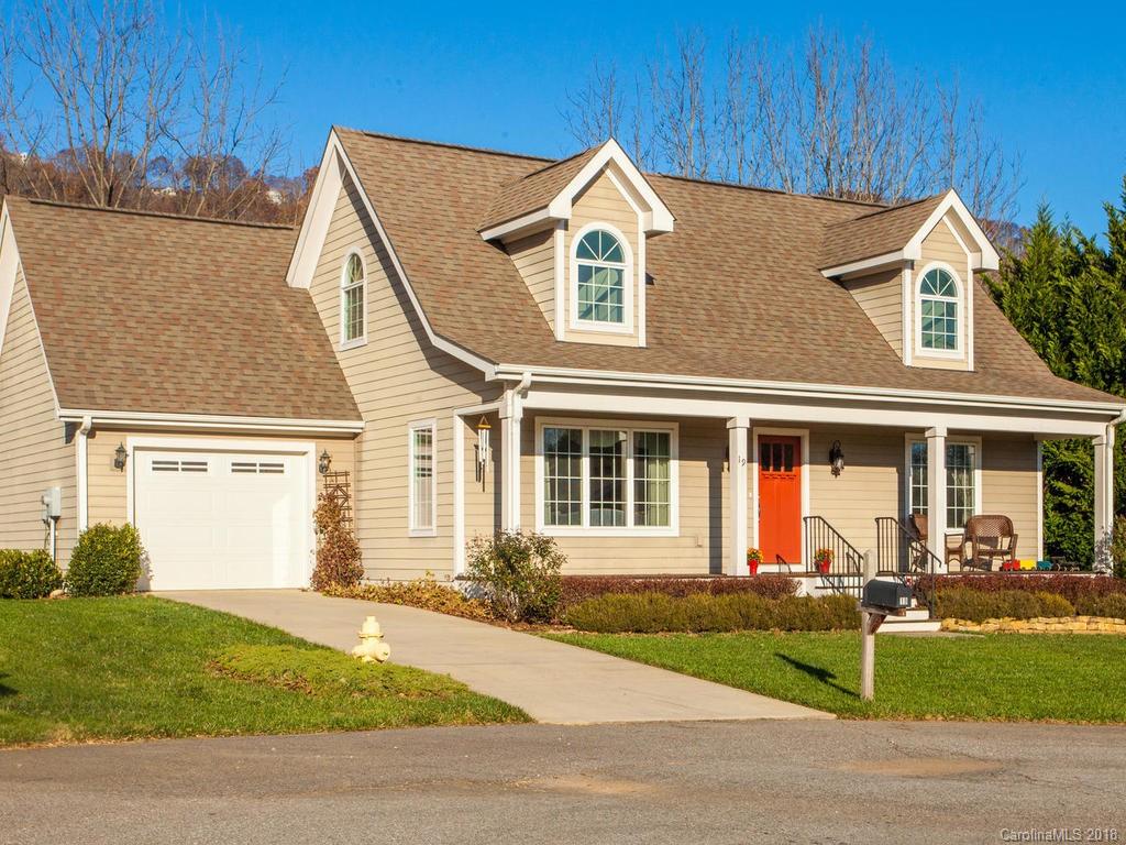 19 Farthings Drive Arden NC 28704
