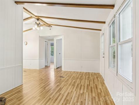 30 Griffin Lane Candler NC 28715