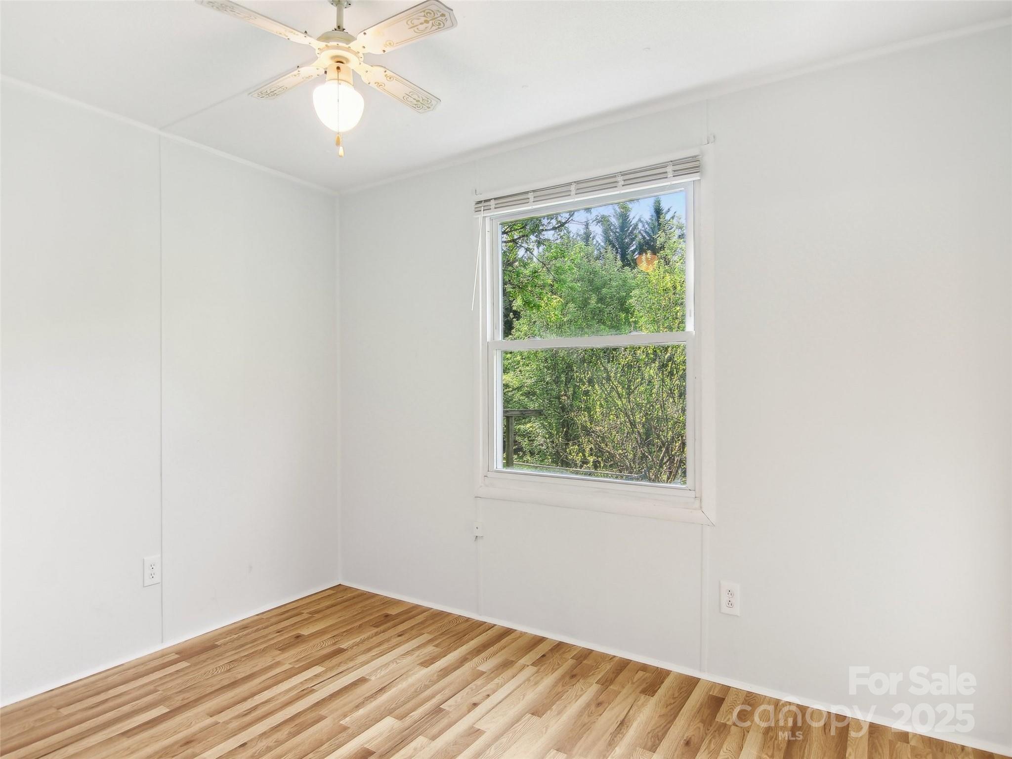 30 Griffin Lane Candler NC 28715