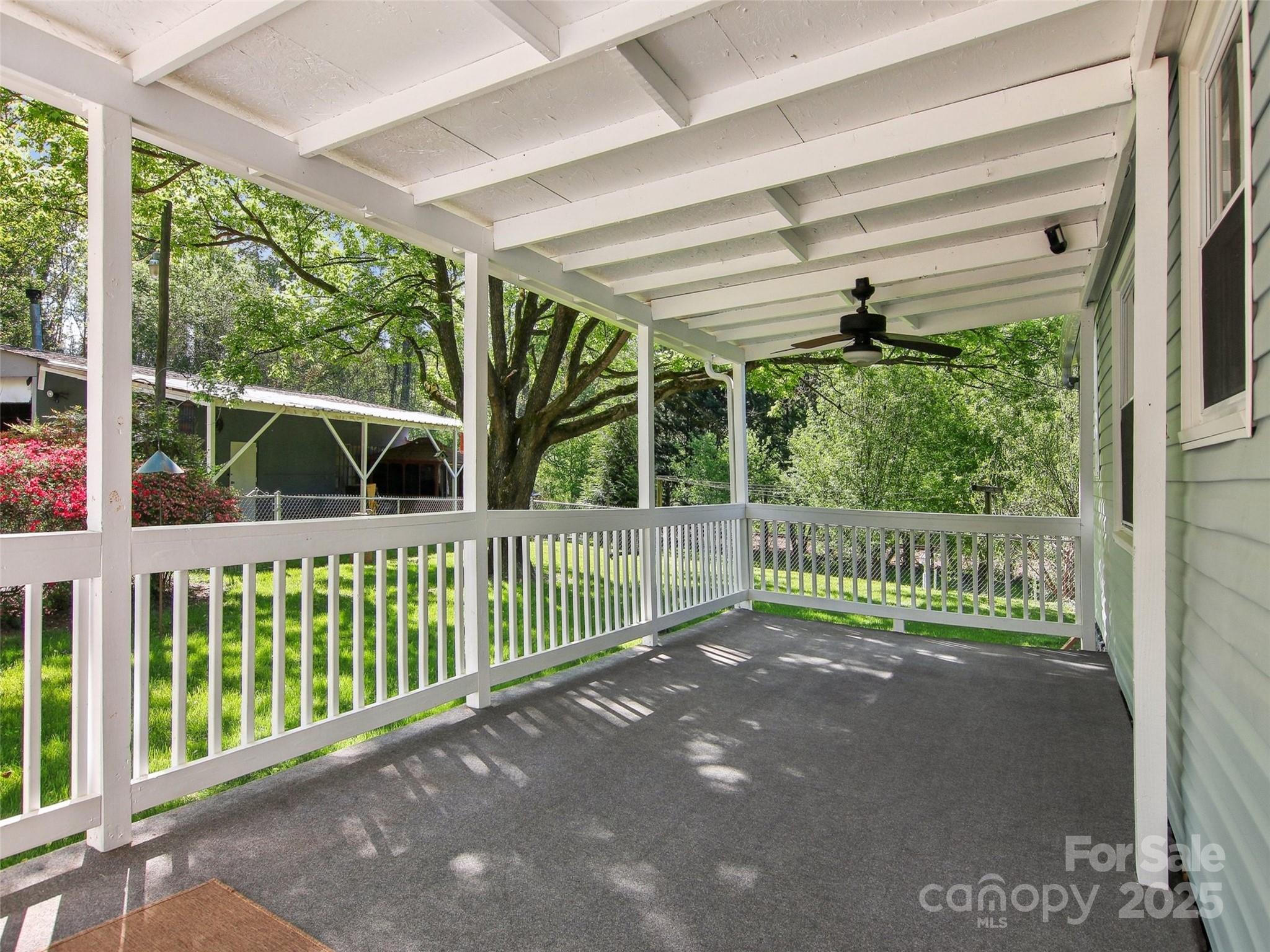 30 Griffin Lane Candler NC 28715