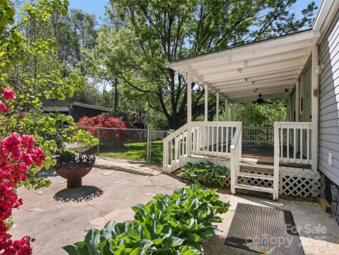 30 Griffin Lane Candler NC 28715