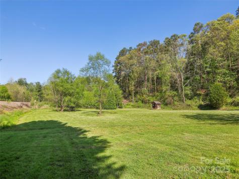 30 Griffin Lane Candler NC 28715