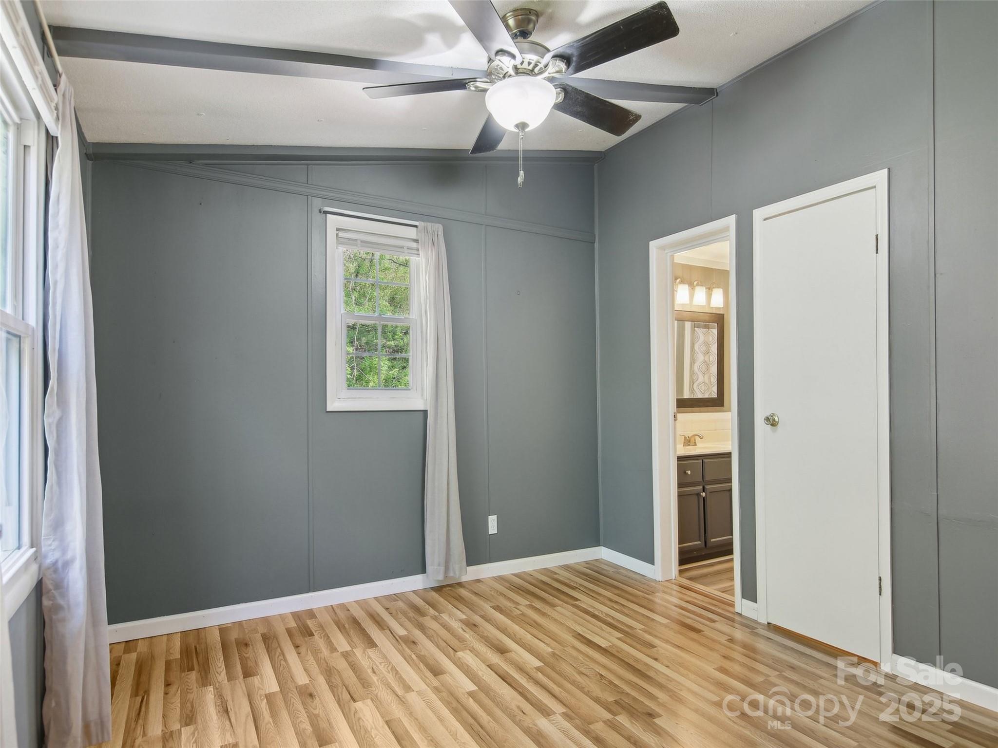30 Griffin Lane Candler NC 28715