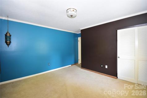 88 Botany Drive Asheville NC 28805