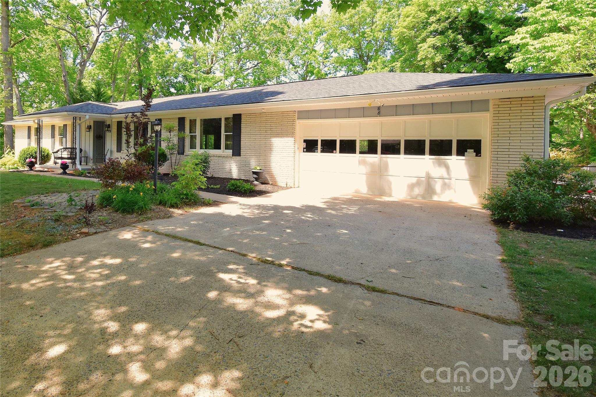 88 Botany Drive Asheville NC 28805