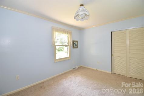 88 Botany Drive Asheville NC 28805