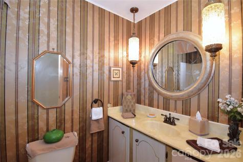88 Botany Drive Asheville NC 28805