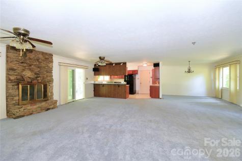 88 Botany Drive Asheville NC 28805