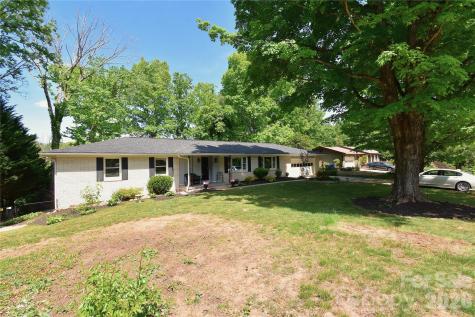88 Botany Drive Asheville NC 28805