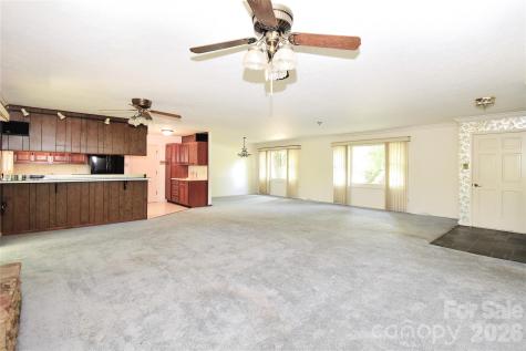 88 Botany Drive Asheville NC 28805