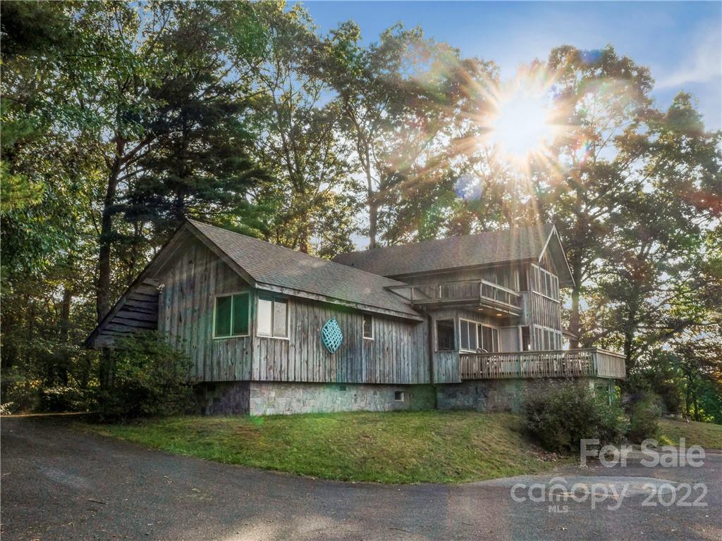 8, 50 And 200 Cc Farm Road Burnsville NC 28714