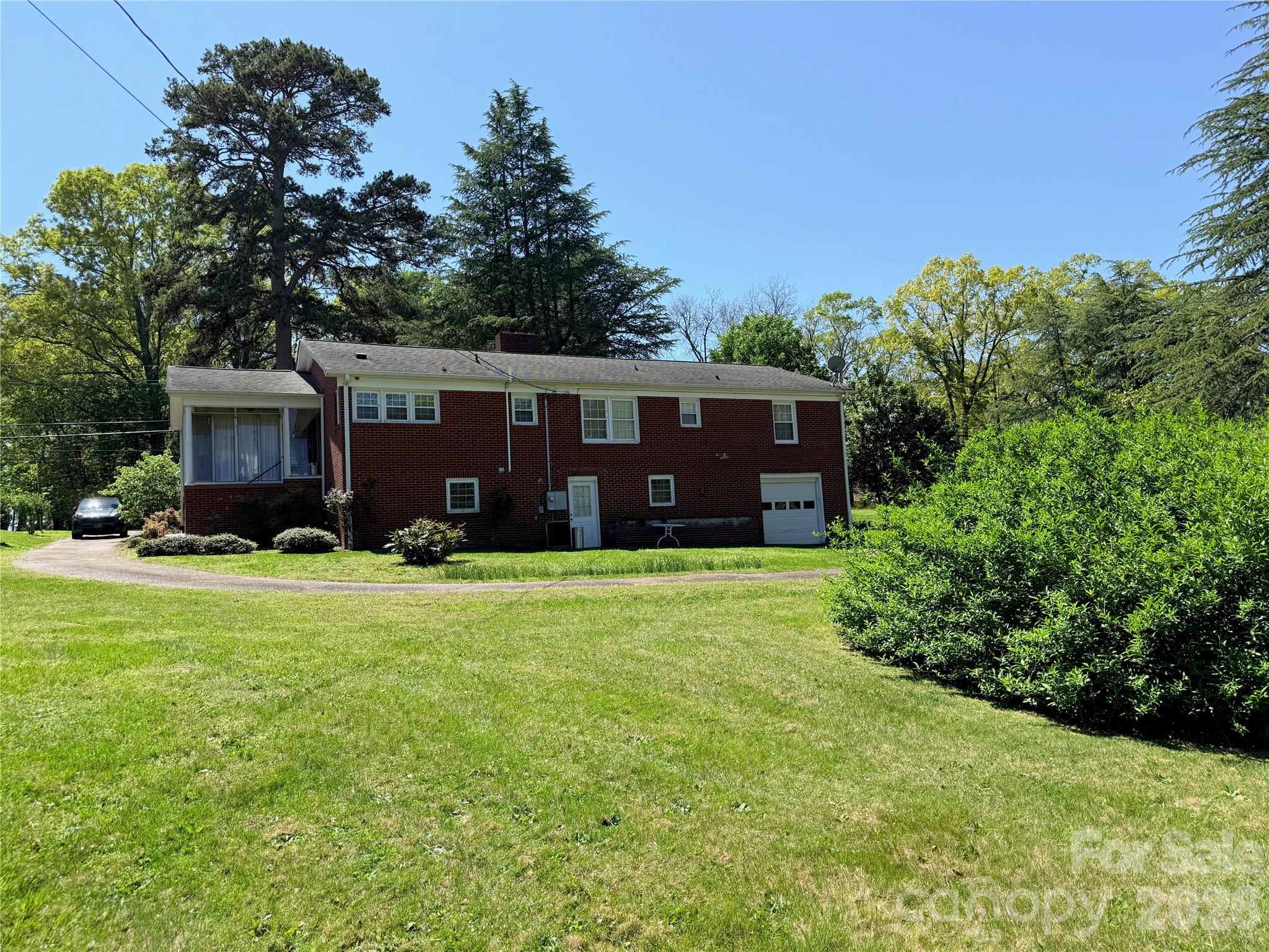 261 Old Caroleen Road Forest City NC 28043