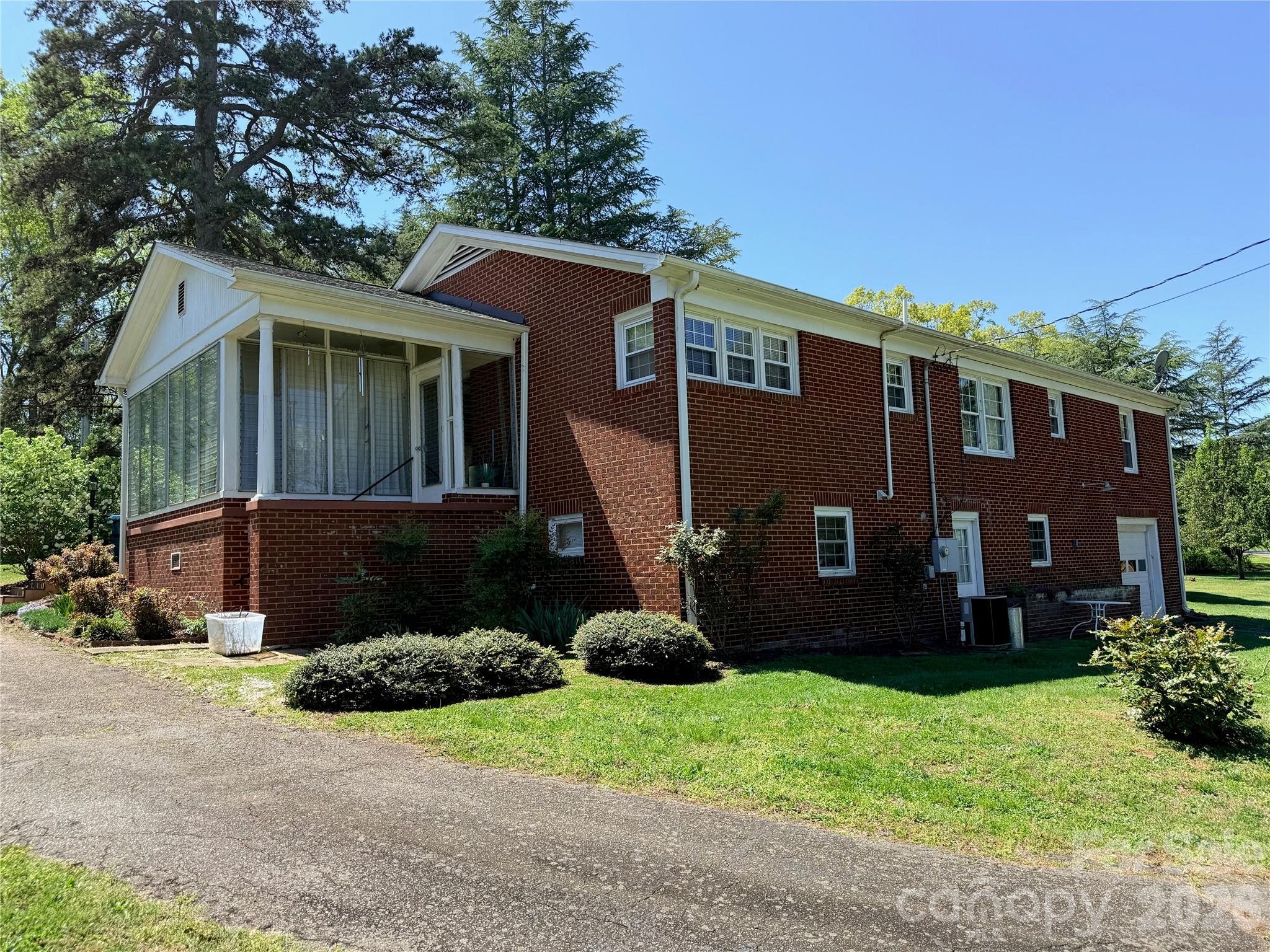 261 Old Caroleen Road Forest City NC 28043