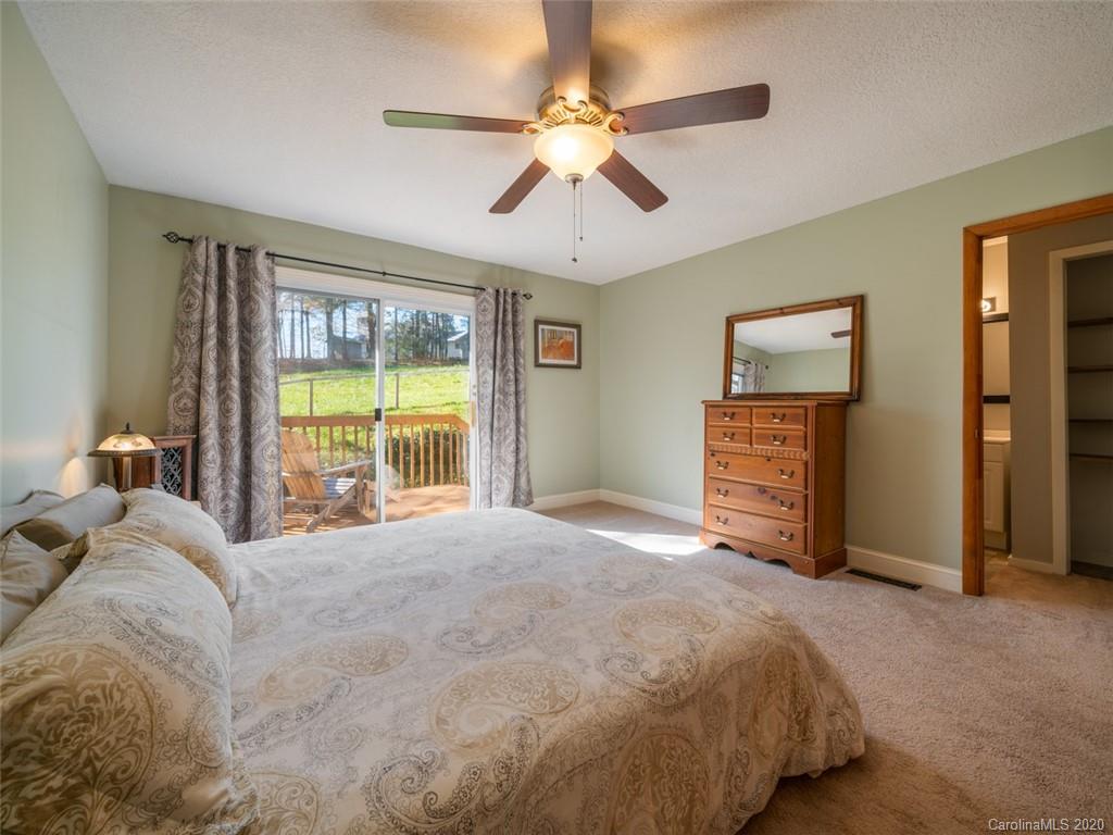 2705 Bear Creek Road Marshall NC 28753