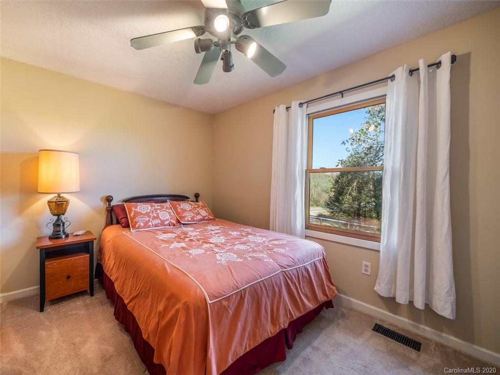 2705 Bear Creek Road Marshall NC 28753