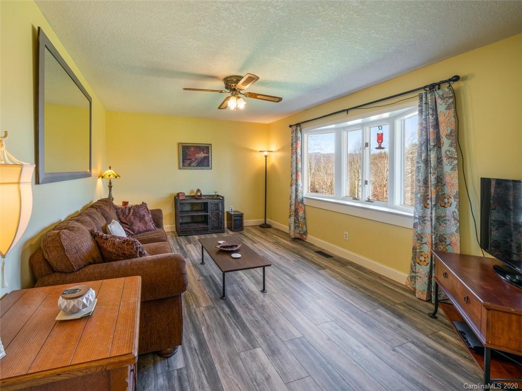 2705 Bear Creek Road Marshall NC 28753