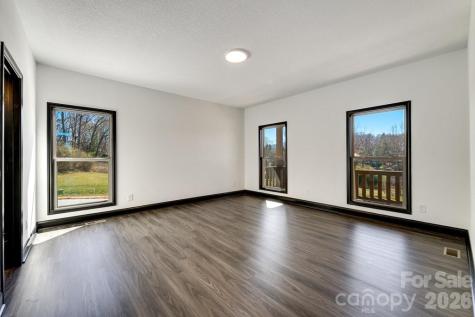 50 Fairview Street Franklin NC 28734