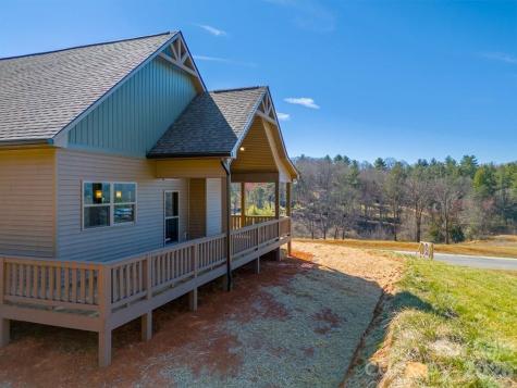 50 Fairview Street Franklin NC 28734