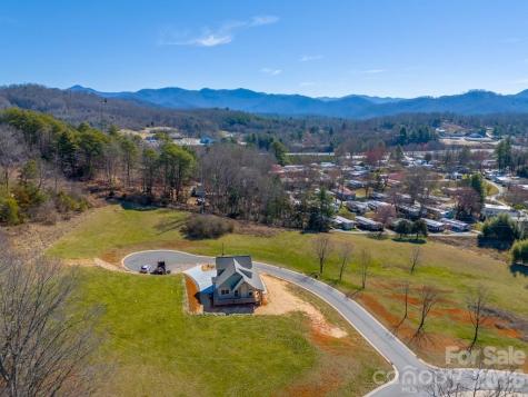 50 Fairview Street Franklin NC 28734