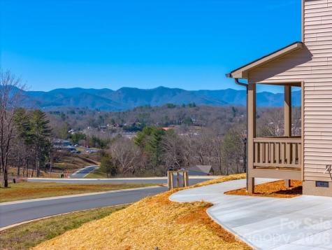 50 Fairview Street Franklin NC 28734