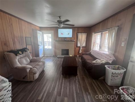 402 Easy Street Concord NC 28027
