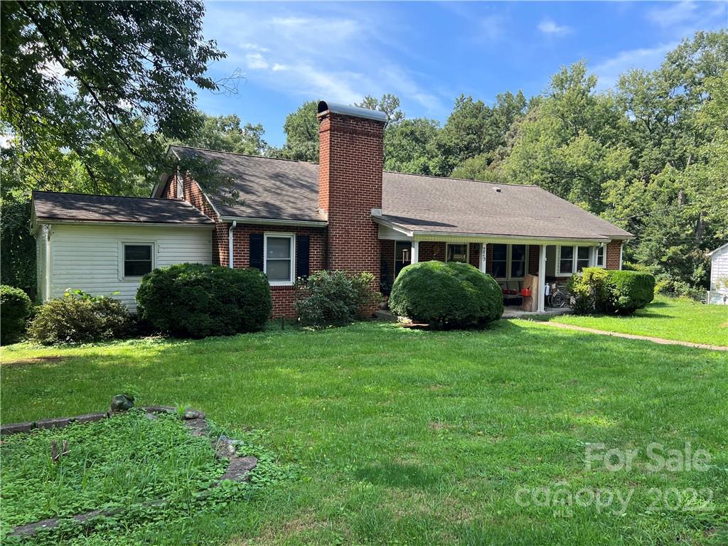 229 N Anderson Street Morganton NC 28655
