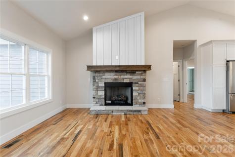 224 Country Drive Mars Hill NC 28754