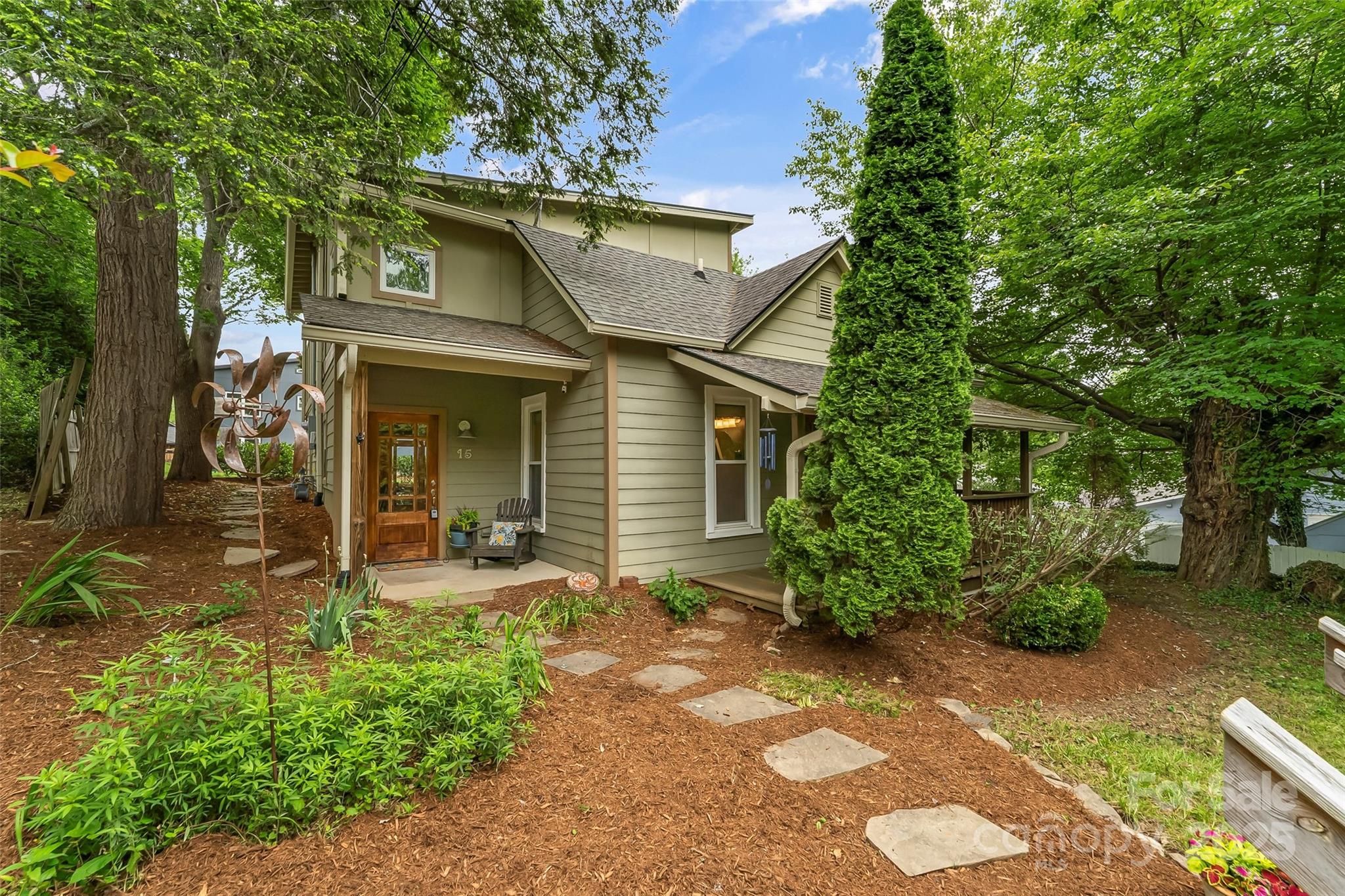 15 Forsythe Street Asheville NC 28801