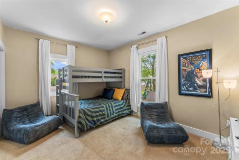 15 Forsythe Street Asheville NC 28801