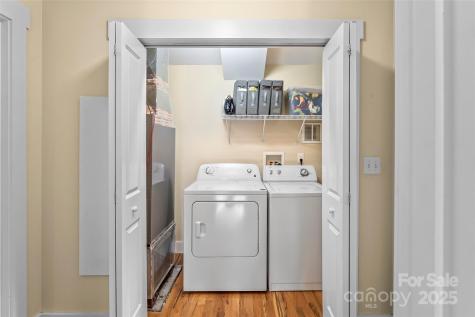 15 Forsythe Street Asheville NC 28801