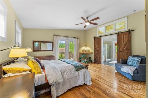 15 Forsythe Street Asheville NC 28801