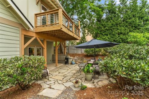 15 Forsythe Street Asheville NC 28801