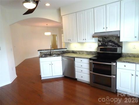 35 Sheffield Place Brevard NC 28712