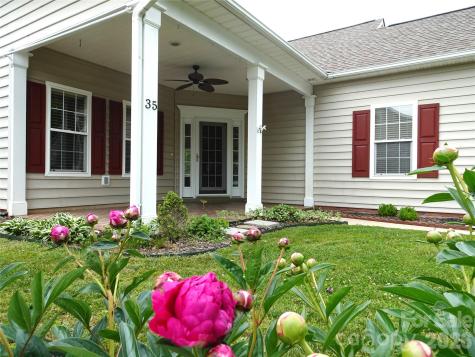35 Sheffield Place Brevard NC 28712