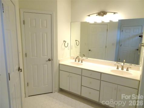 35 Sheffield Place Brevard NC 28712