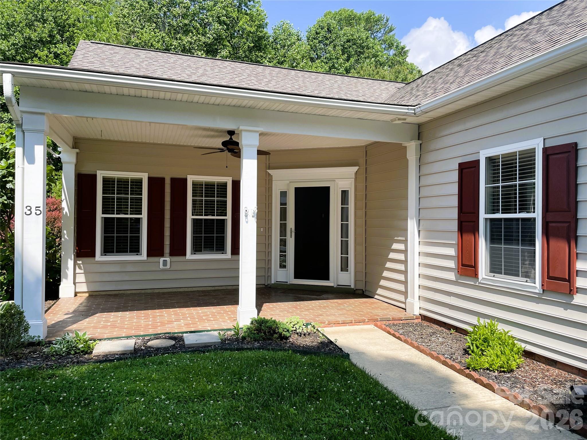 35 Sheffield Place Brevard NC 28712