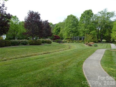 35 Sheffield Place Brevard NC 28712