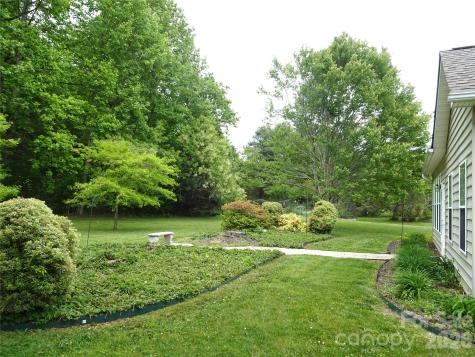 35 Sheffield Place Brevard NC 28712