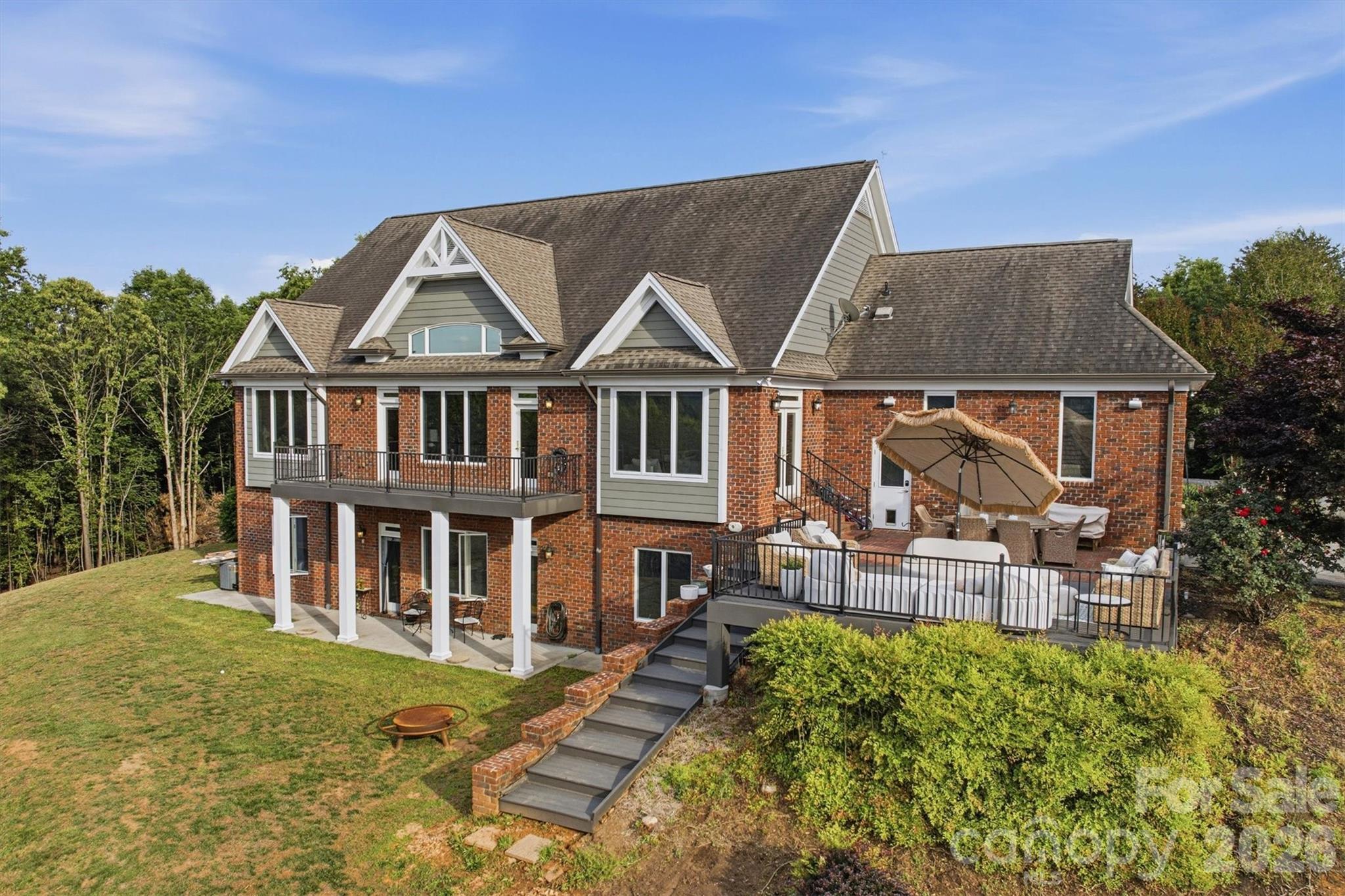 5230 Roy Mcgalliard Avenue Morganton NC 28655