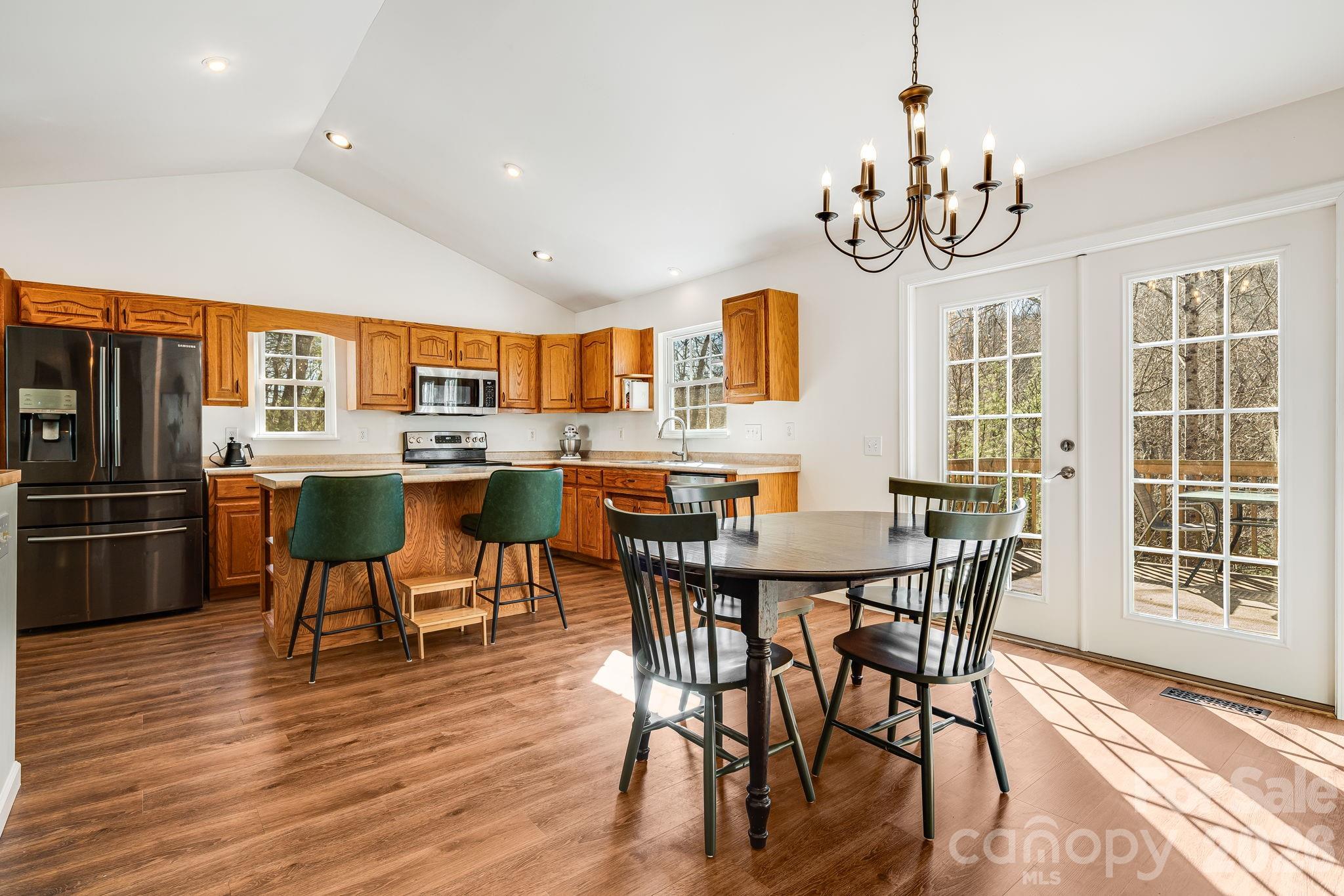 348 Big Raven Lane Saluda NC 28773