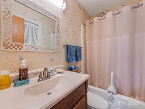 40 Meadows Lane Maggie Valley NC 28751