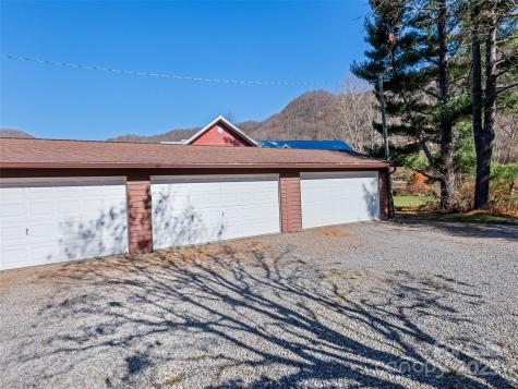 40 Meadows Lane Maggie Valley NC 28751