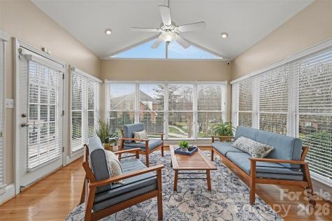 1015 Chelsea Place Matthews NC 28105