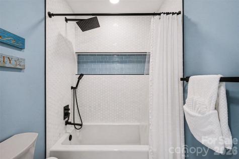 1015 Chelsea Place Matthews NC 28105