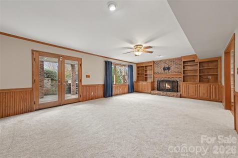 1015 Chelsea Place Matthews NC 28105
