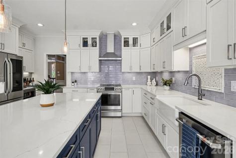 1015 Chelsea Place Matthews NC 28105