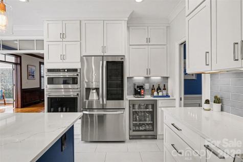 1015 Chelsea Place Matthews NC 28105